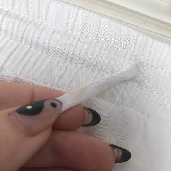 Princess Polly White Drawstring Mini Shorts 10 - Picture 6 of 6